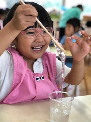 ゆりぐみさん〜みんなでとろーり!スライム作ったよ★