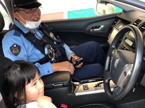 パトカーに乗せてもらったよ★パート2