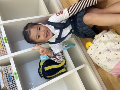 始業式。みんな朝から新しいクラスにワクワク！朝の様子