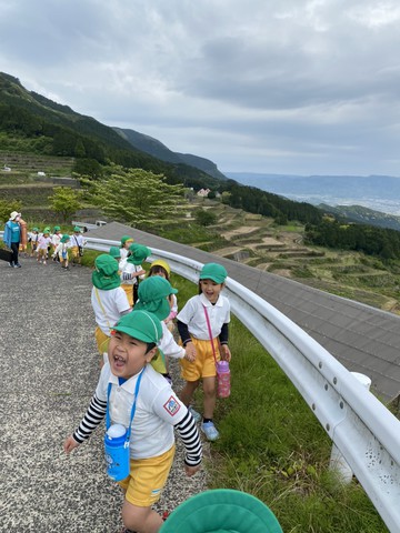 4/27 彼岸花の球根植えに行ってきたよ◡̈⃝♩